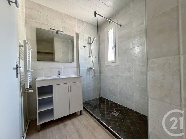 Appartement F3 à louer - 3 pièces - 68.0 m2 - ONET LE CHATEAU - 12 - MIDI-PYRENEES - Century 21 Foch Immobilier