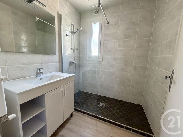 Appartement F3 à louer - 3 pièces - 68.0 m2 - ONET LE CHATEAU - 12 - MIDI-PYRENEES - Century 21 Foch Immobilier