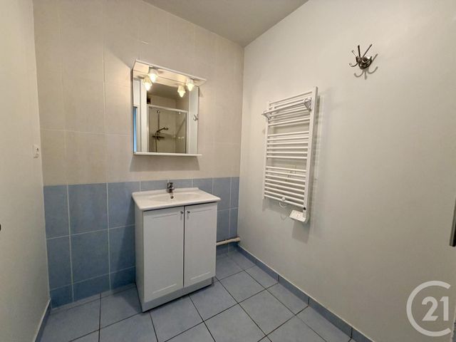 Appartement F3 à louer - 3 pièces - 62.25 m2 - RODEZ - 12 - MIDI-PYRENEES - Century 21 Foch Immobilier