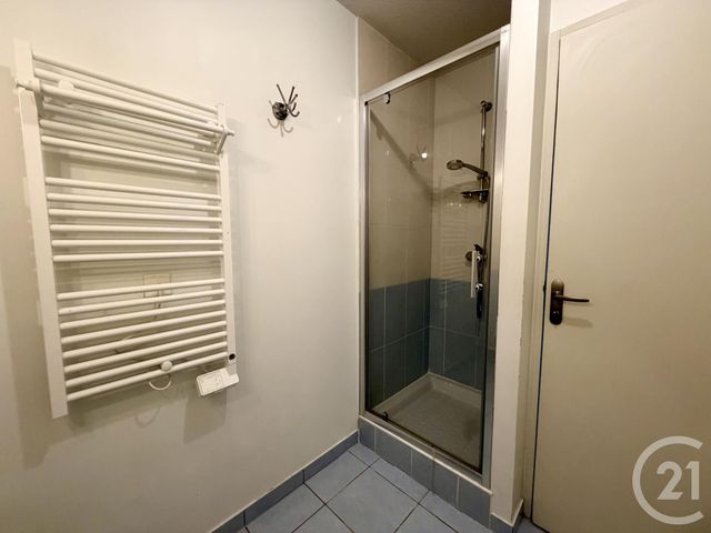 Appartement F3 à louer - 3 pièces - 62.25 m2 - RODEZ - 12 - MIDI-PYRENEES - Century 21 Foch Immobilier