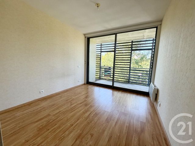 Appartement F3 à louer - 3 pièces - 62.25 m2 - RODEZ - 12 - MIDI-PYRENEES - Century 21 Foch Immobilier
