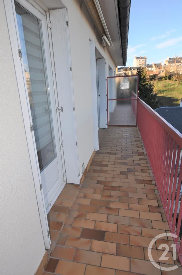 Appartement à louer - 3 pièces - 63.2 m2 - RODEZ - 12 - MIDI-PYRENEES - Century 21 Foch Immobilier