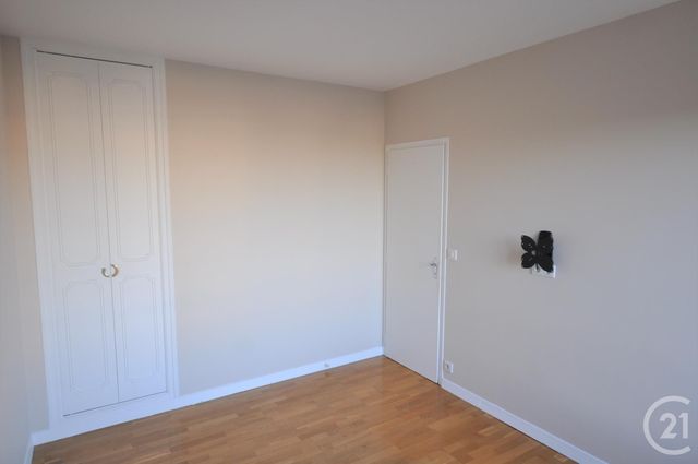 Appartement à louer - 3 pièces - 63.2 m2 - RODEZ - 12 - MIDI-PYRENEES - Century 21 Foch Immobilier