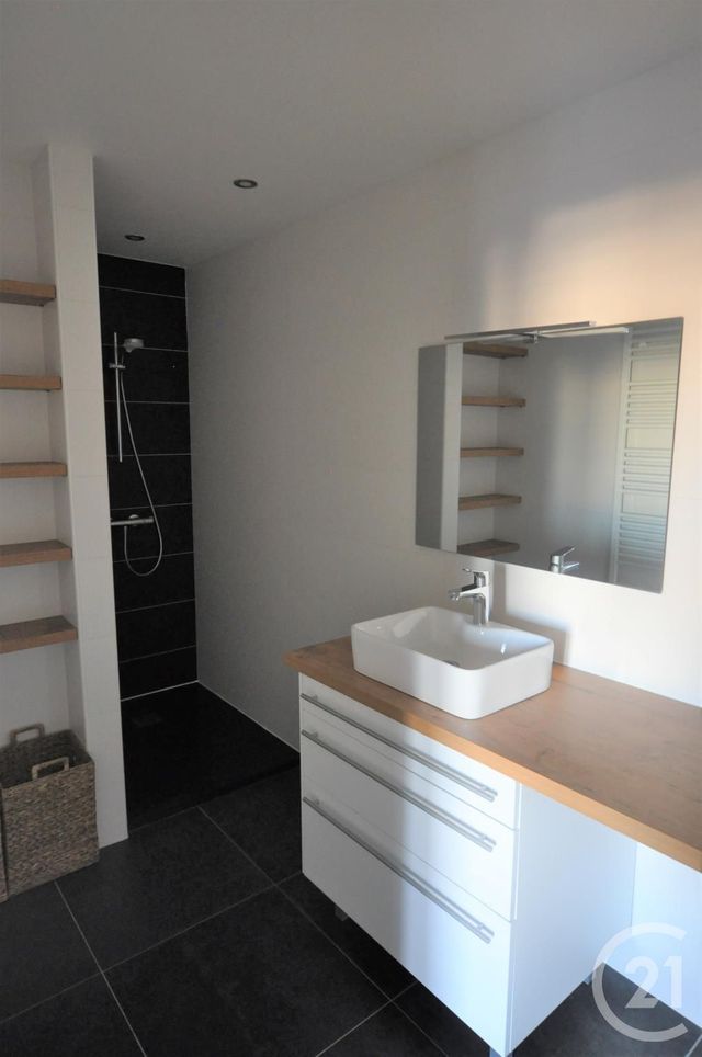 Appartement à louer - 3 pièces - 63.2 m2 - RODEZ - 12 - MIDI-PYRENEES - Century 21 Foch Immobilier