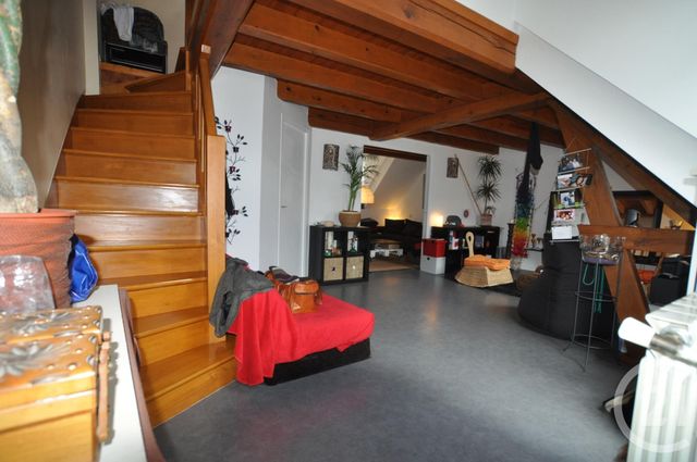 Appartement Triplex à louer - 3 pièces - 67.33 m2 - RODEZ - 12 - MIDI-PYRENEES - Century 21 Foch Immobilier
