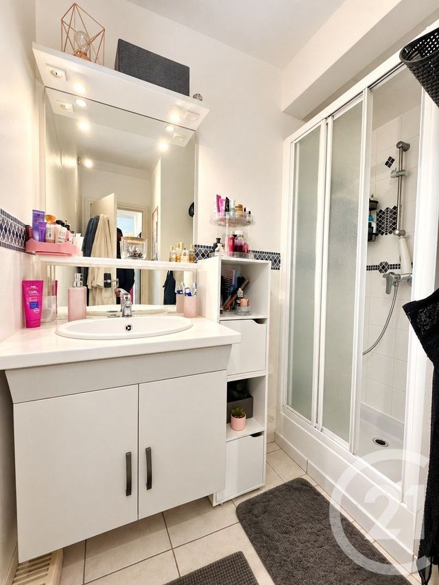 Appartement T3 à vendre - 3 pièces - 53.66 m2 - RODEZ - 12 - MIDI-PYRENEES - Century 21 Foch Immobilier