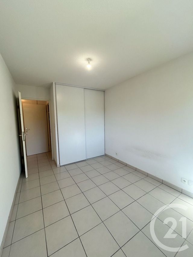 Appartement T2 à vendre - 2 pièces - 42.71 m2 - ONET LE CHATEAU - 12 - MIDI-PYRENEES - Century 21 Foch Immobilier