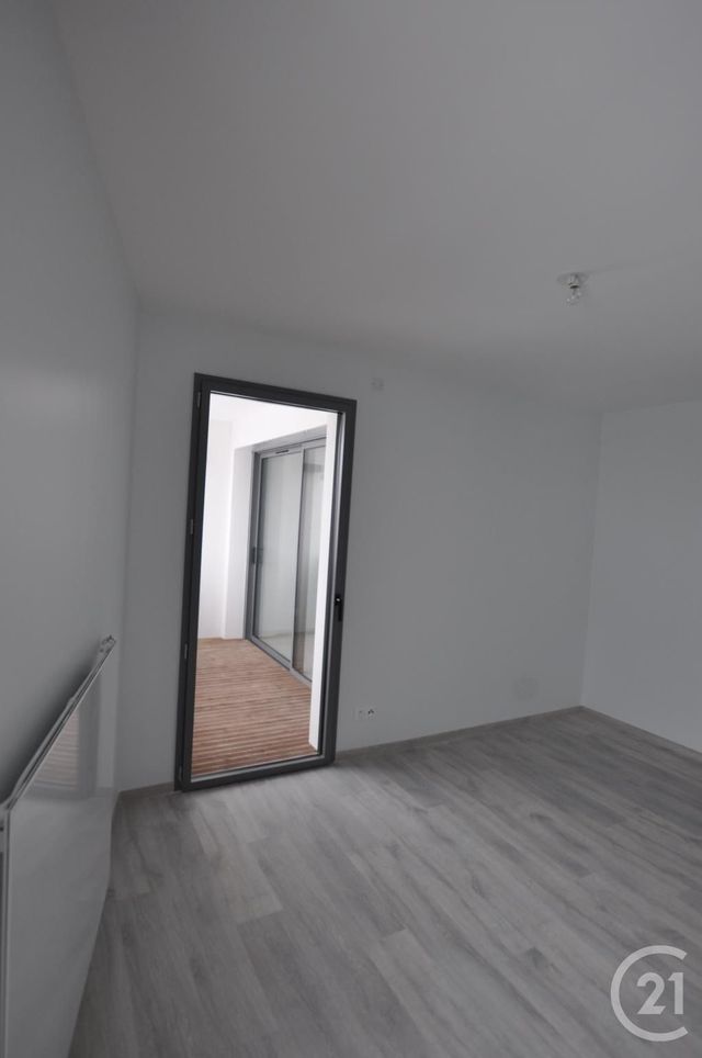 Appartement F3 à louer - 3 pièces - 69.72 m2 - RODEZ - 12 - MIDI-PYRENEES - Century 21 Foch Immobilier
