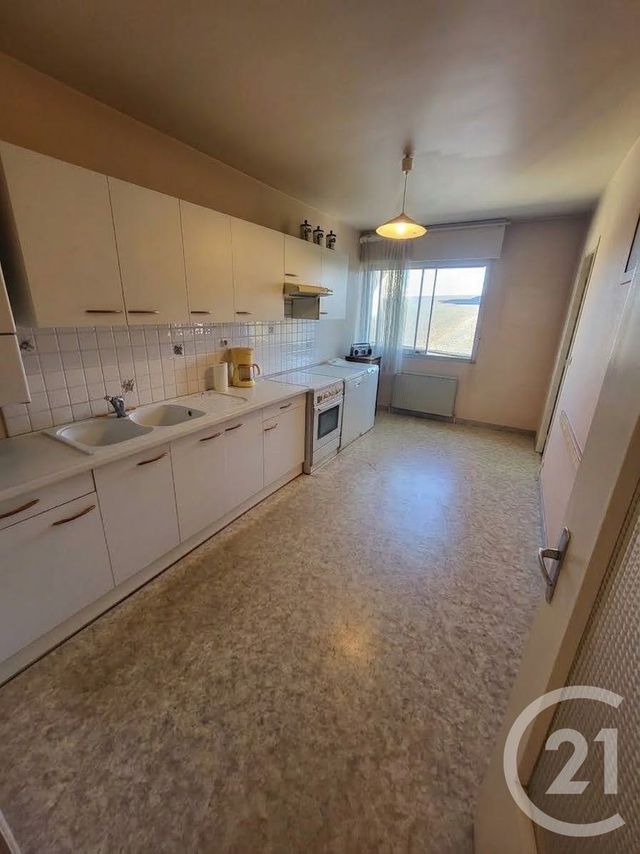 Appartement T4 à vendre - 4 pièces - 107.05 m2 - RODEZ - 12 - MIDI-PYRENEES - Century 21 Foch Immobilier