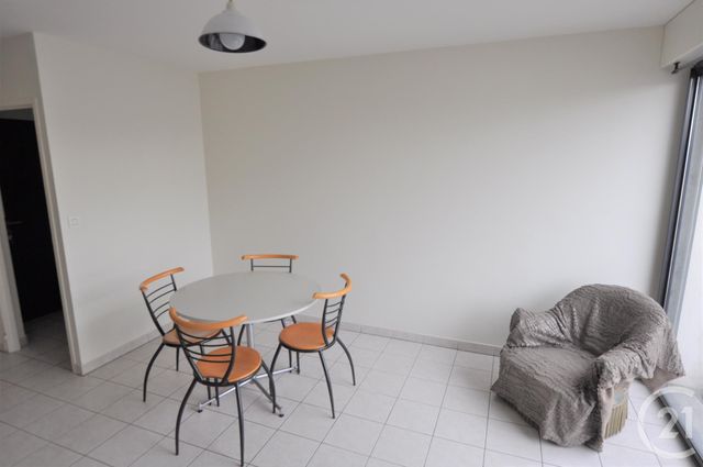 Appartement F1 bis à louer - 2 pièces - 37.98 m2 - ONET LE CHATEAU - 12 - MIDI-PYRENEES - Century 21 Foch Immobilier