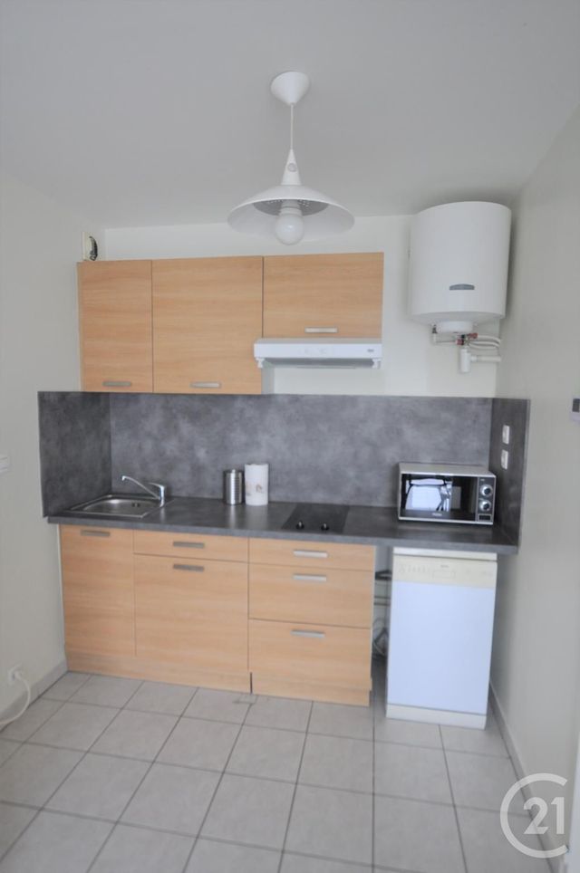 Appartement F1 bis à louer - 2 pièces - 37.98 m2 - ONET LE CHATEAU - 12 - MIDI-PYRENEES - Century 21 Foch Immobilier
