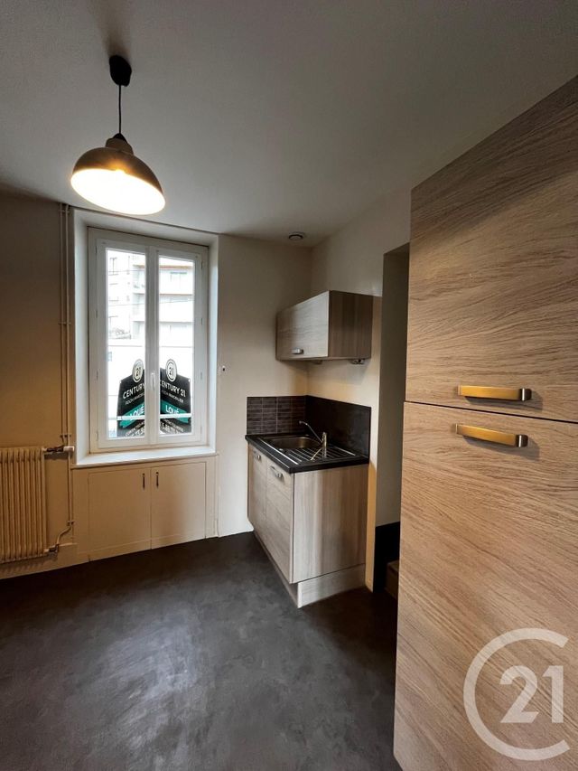 Appartement T2 à louer - 3 pièces - 76.0 m2 - RODEZ - 12 - MIDI-PYRENEES - Century 21 Foch Immobilier
