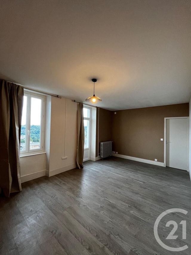 Appartement T2 à louer - 3 pièces - 76.0 m2 - RODEZ - 12 - MIDI-PYRENEES - Century 21 Foch Immobilier