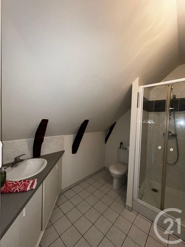 Appartement F2 à louer - 2 pièces - 43.0 m2 - RODEZ - 12 - MIDI-PYRENEES - Century 21 Foch Immobilier