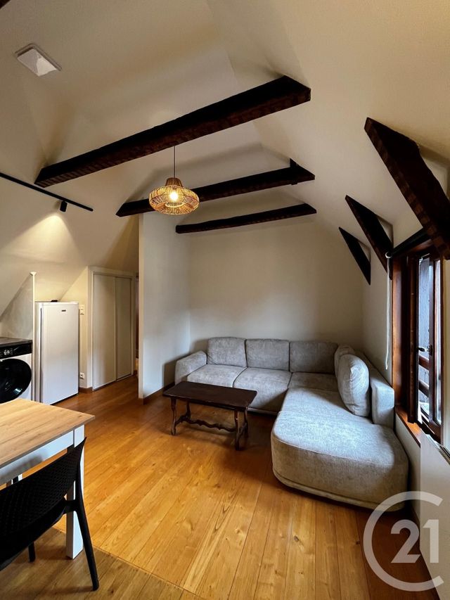 Appartement F2 à louer - 2 pièces - 43.0 m2 - RODEZ - 12 - MIDI-PYRENEES - Century 21 Foch Immobilier