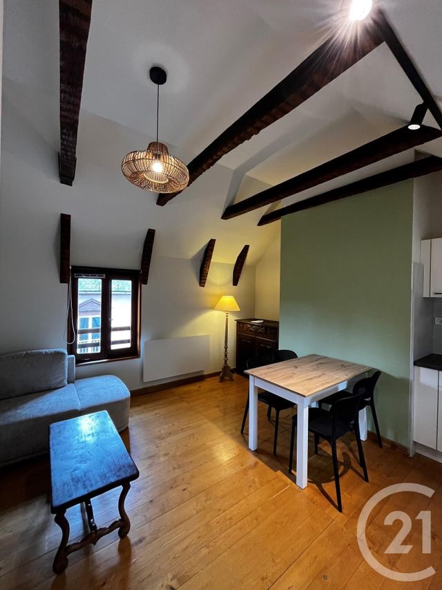 Appartement F2 à louer - 2 pièces - 43.0 m2 - RODEZ - 12 - MIDI-PYRENEES - Century 21 Foch Immobilier