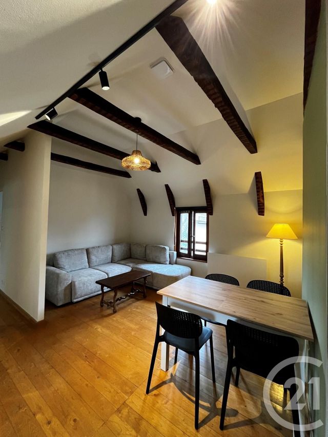 Appartement F2 à louer - 2 pièces - 43.0 m2 - RODEZ - 12 - MIDI-PYRENEES - Century 21 Foch Immobilier