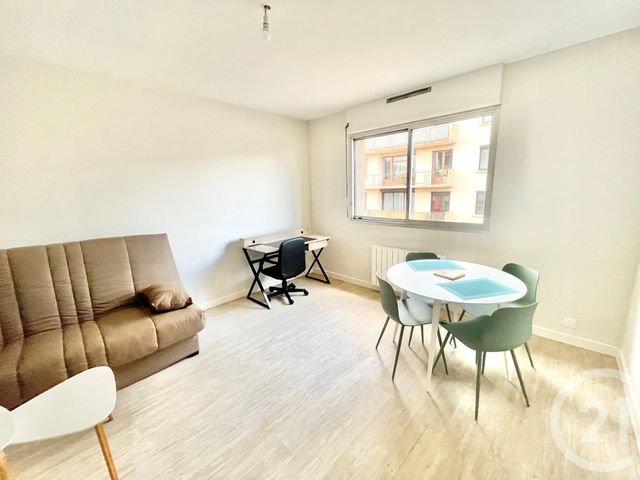Appartement Studio à louer - 1 pièce - 29.0 m2 - RODEZ - 12 - MIDI-PYRENEES - Century 21 Foch Immobilier