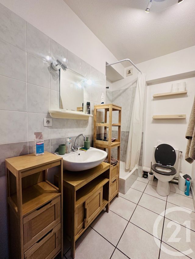 Appartement F1 bis à vendre - 2 pièces - 36.66 m2 - RODEZ - 12 - MIDI-PYRENEES - Century 21 Foch Immobilier