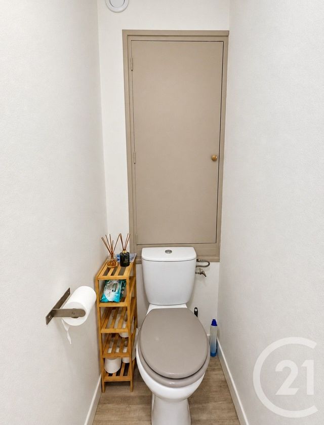 Appartement T2 à vendre - 2 pièces - 56.27 m2 - RODEZ - 12 - MIDI-PYRENEES - Century 21 Foch Immobilier