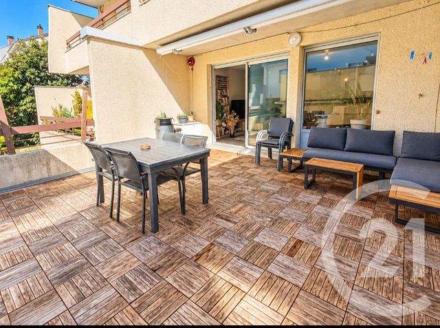 Appartement T2 à vendre - 2 pièces - 56.27 m2 - RODEZ - 12 - MIDI-PYRENEES - Century 21 Foch Immobilier