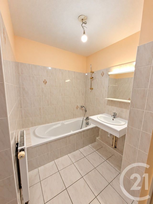 Appartement à vendre - 2 pièces - 47.9 m2 - RODEZ - 12 - MIDI-PYRENEES - Century 21 Foch Immobilier