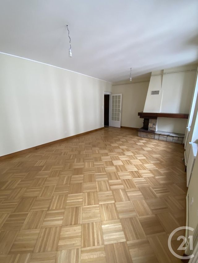 Appartement F2 à louer - 2 pièces - 51.29 m2 - RODEZ - 12 - MIDI-PYRENEES - Century 21 Foch Immobilier