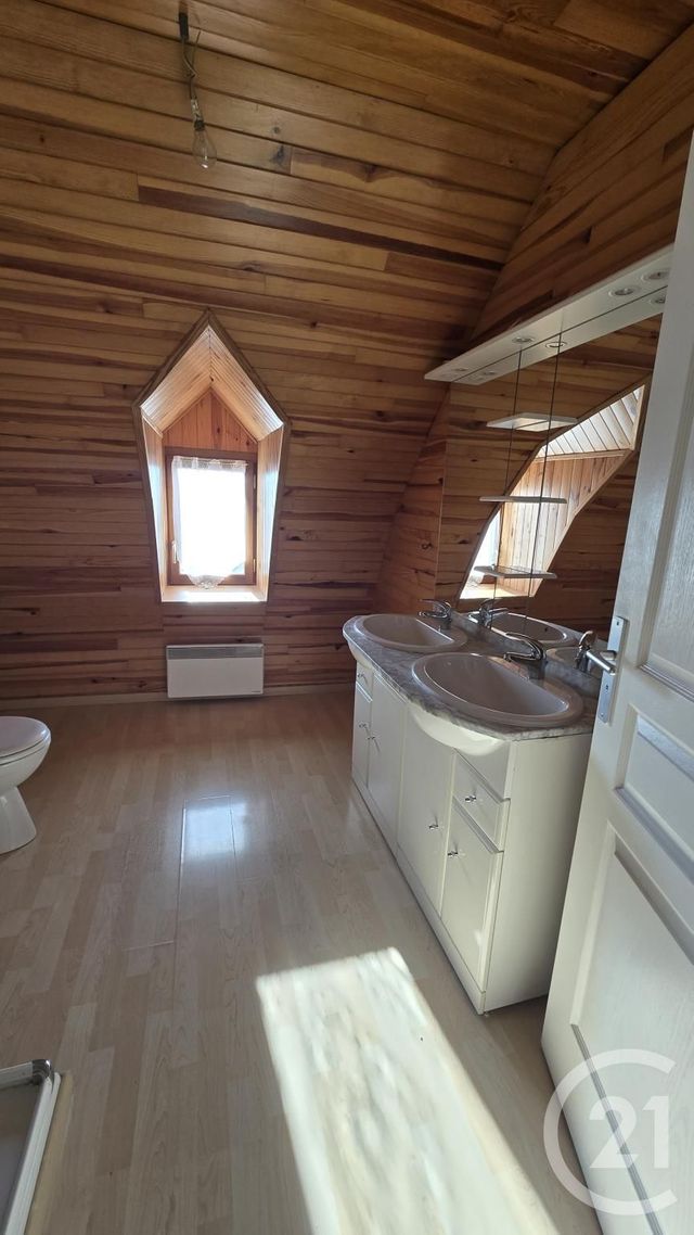 Appartement F3 à louer - 3 pièces - 82.23 m2 - BOZOULS - 12 - MIDI-PYRENEES - Century 21 Foch Immobilier