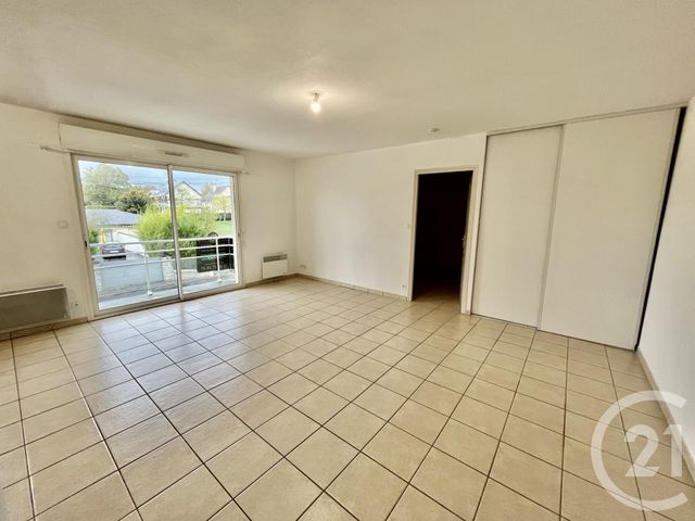 Appartement F2 à louer - 2 pièces - 49.0 m2 - BOZOULS - 12 - MIDI-PYRENEES - Century 21 Foch Immobilier