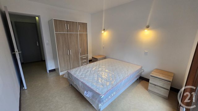 Appartement T2 à louer - 2 pièces - 41.27 m2 - RODEZ - 12 - MIDI-PYRENEES - Century 21 Foch Immobilier