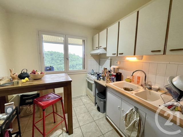 Appartement T2 à louer - 2 pièces - 50.01 m2 - RODEZ - 12 - MIDI-PYRENEES - Century 21 Foch Immobilier