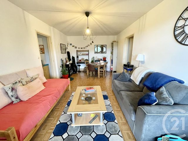 Appartement T2 à louer - 2 pièces - 50.01 m2 - RODEZ - 12 - MIDI-PYRENEES - Century 21 Foch Immobilier