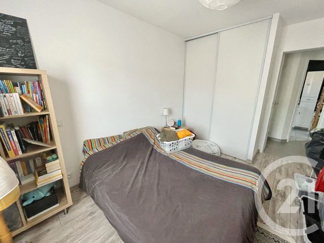 Appartement T3 à louer - 3 pièces - 78.35 m2 - ONET LE CHATEAU - 12 - MIDI-PYRENEES - Century 21 Foch Immobilier