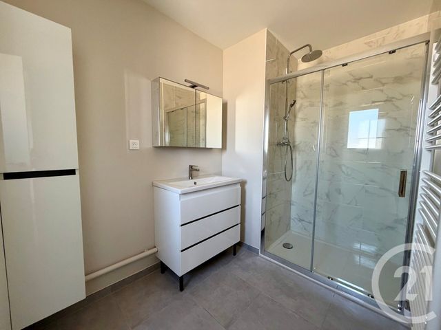 Appartement F2 à louer - 2 pièces - 46.55 m2 - LUC LA PRIMAUBE - 12 - MIDI-PYRENEES - Century 21 Foch Immobilier