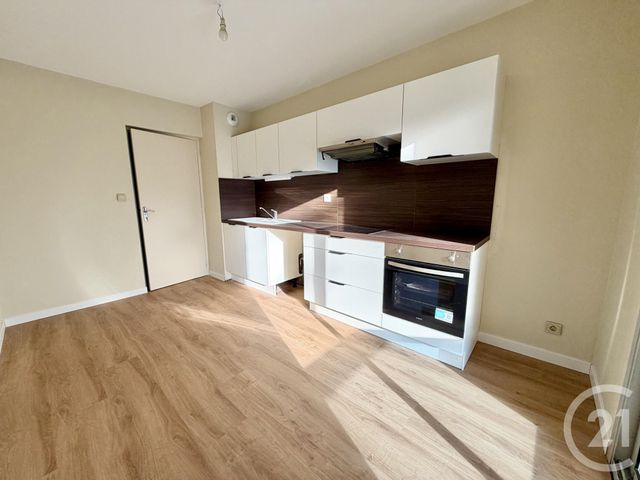 Appartement F4 à louer - 4 pièces - 83.68 m2 - RODEZ - 12 - MIDI-PYRENEES - Century 21 Foch Immobilier