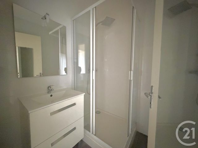 Appartement F4 à louer - 4 pièces - 83.68 m2 - RODEZ - 12 - MIDI-PYRENEES - Century 21 Foch Immobilier